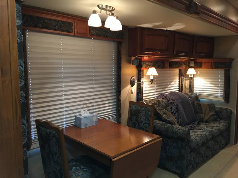 2009 Holiday Rambler Presidential Suite 37SKQ 5th Wheels RV For Sale