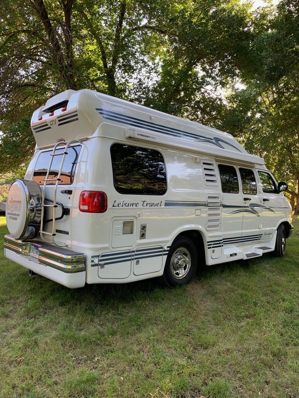 2001 Leisure Travel Vans Freedom Wide Body, Class B RV For Sale By