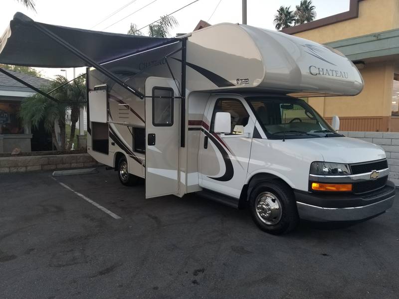 2017 Thor Motor Coach Chateau 22E, Class C RV For Sale in Norco, California 248550