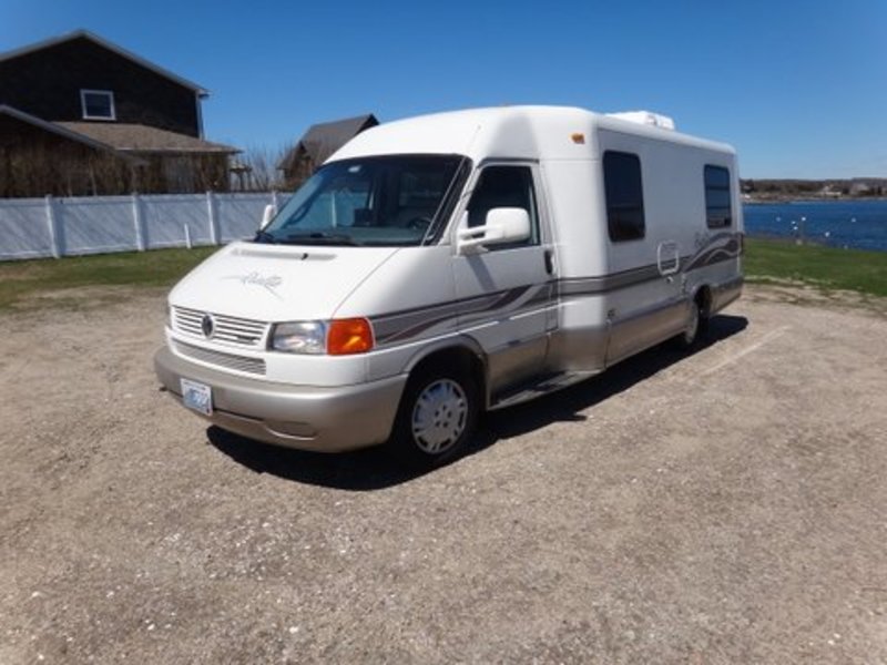 Winnebago Rialta Qd Class B Rv For Sale By Owner In Wakefield