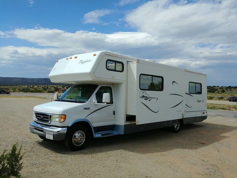 2003 Bigfoot RV 3000 30MH29SL, Class C RV For Sale By Owner in Santa fe