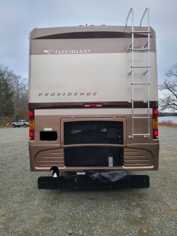 2005 Fleetwood Providence 39S, Class A Diesel RV For Sale By Owner in