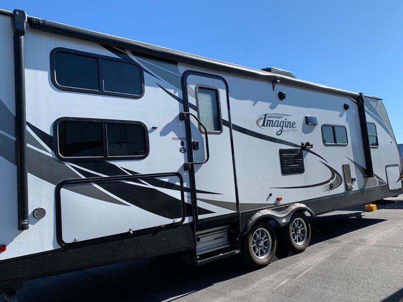 bh travel trailers for sale