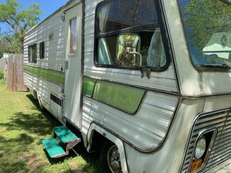 1979 Holiday Rambler Free Spirit 26RB, Class A Gas RV For Sale By