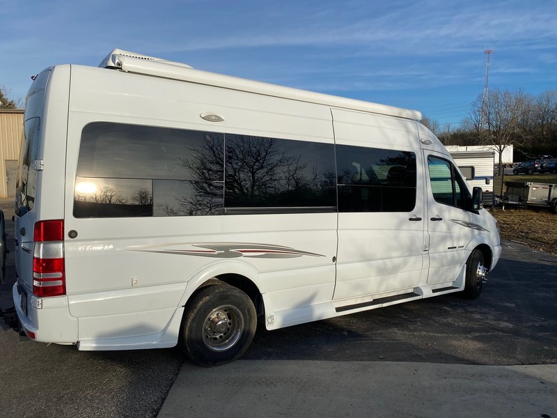 2013 Roadtrek Etrek RS, Class B RV For Sale By Owner in Bloomington