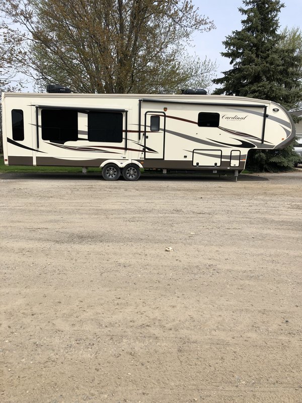 2017 Forest River Cardinal 3875FB, 5th Wheels RV For Sale By Owner in