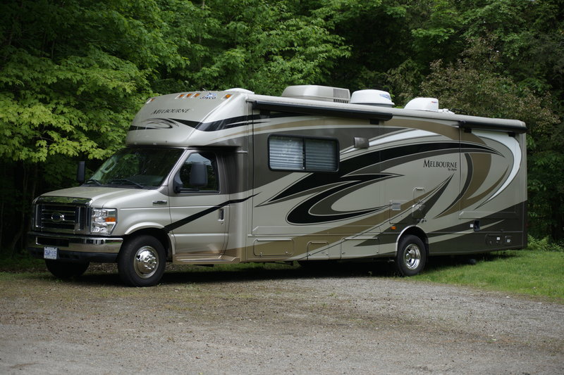 2011 Jayco Melbourne 29D, Class C RV For Sale By Owner in Brockville