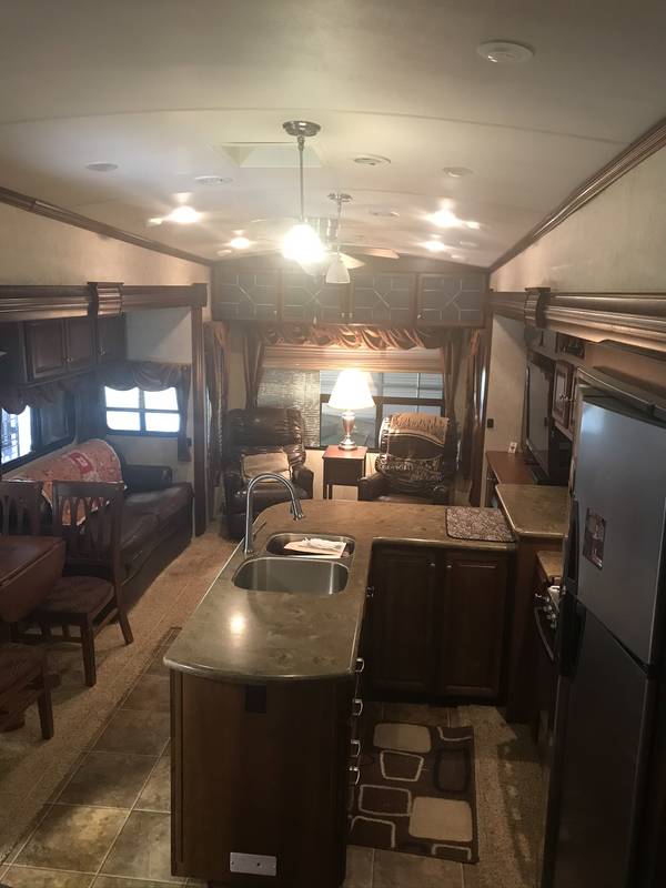 2013 Forest River Cardinal CAF3550, 5th Wheels RV For Sale By Owner in