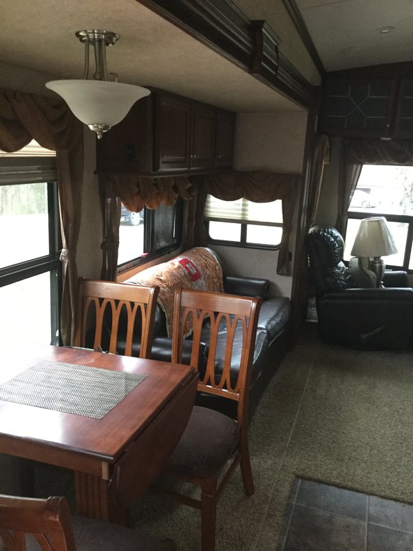 2013 Forest River Cardinal CAF3550, 5th Wheels RV For Sale By Owner in
