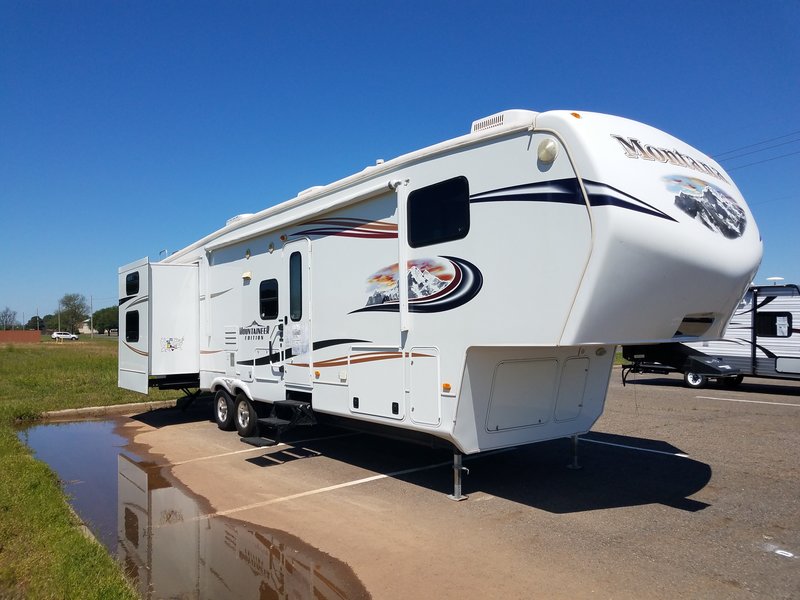 2013 Keystone Montana Mountaineer 345DBQ, 5th Wheels RV For Sale By ...