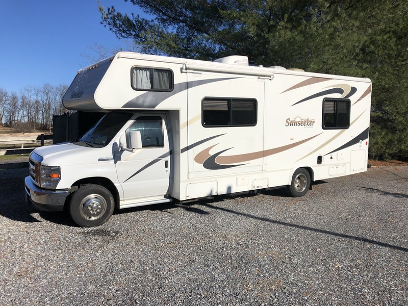 2009 Forest River Sunseeker 2600S, Class C RV For Sale By Owner in Luray, Virginia