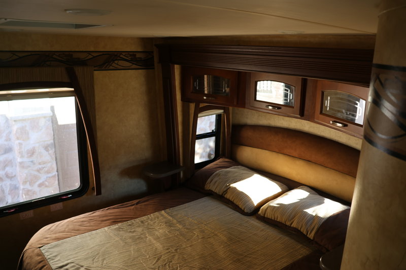 2012 Jayco Melbourne 29C, Class C RV For Sale By Owner in Blainville