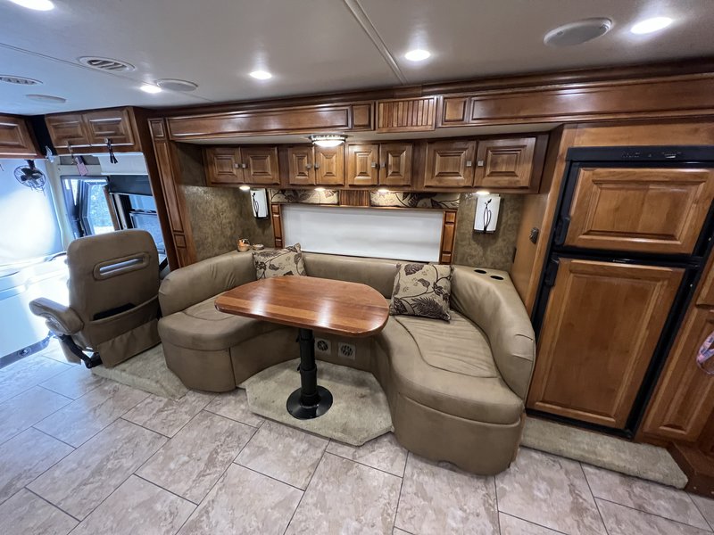 Used 2014 Tiffin Allegro Breeze 32BR for Sale by Owner in Rogersville ...