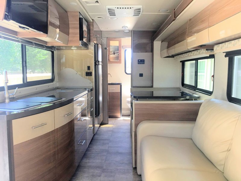 2016 Winnebago View 24M, Class C RV For Sale By Owner in Brentwood