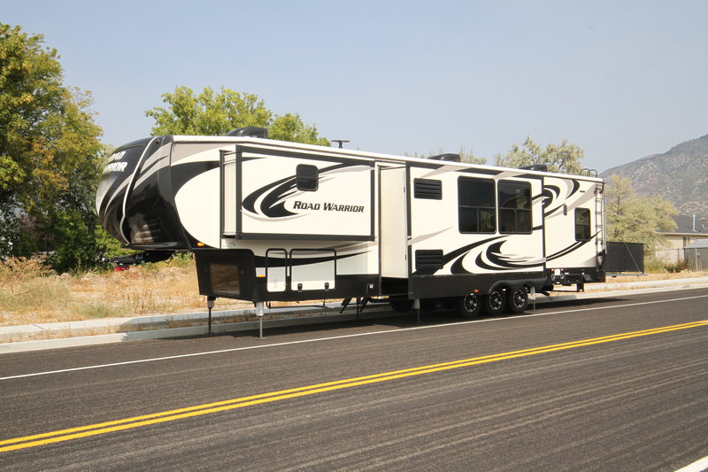 2018 Heartland Road Warrior 427, Toy Haulers RV For Sale ...