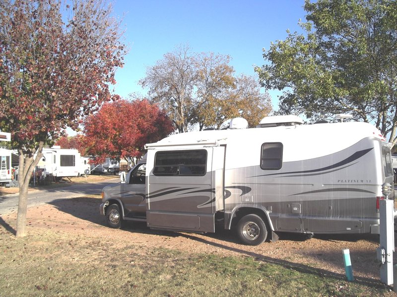 2005 Coach House Platinum 272XL, Class C RV For Sale By Owner in Rancho