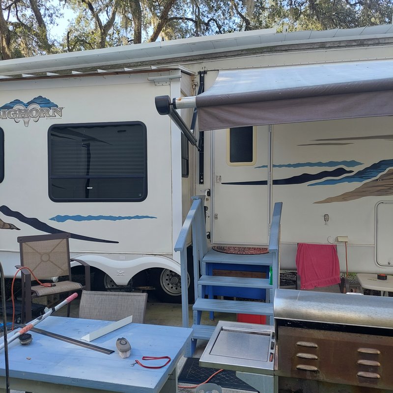Used 2006 Heartland Bighorn 3500 rl for Sale by Owner in Thonotosassa