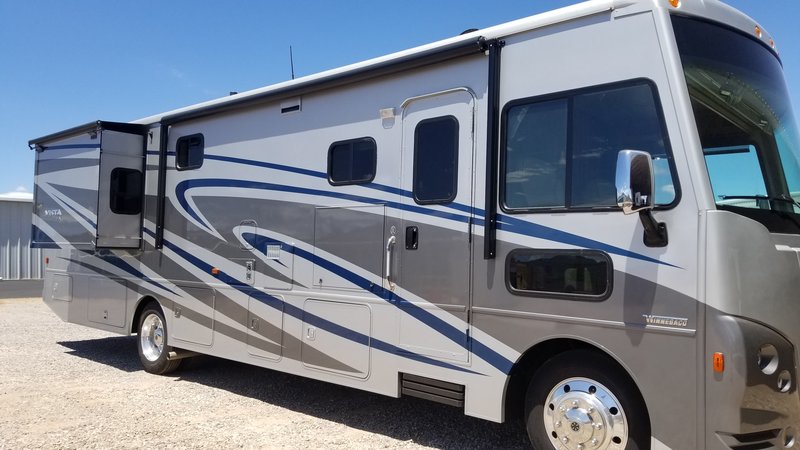 2018 Winnebago Vista Lx 35f Class A Gas Rv For Sale By Owner In Hereford Arizona 2571