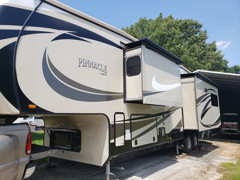 2015 Jayco Pinnacle 36FBTS, 5th Wheels RV For Sale By Owner in Jackson