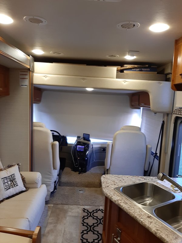 2017 Jayco Alante 26X, Class A Gas RV For Sale By Owner in Daytona