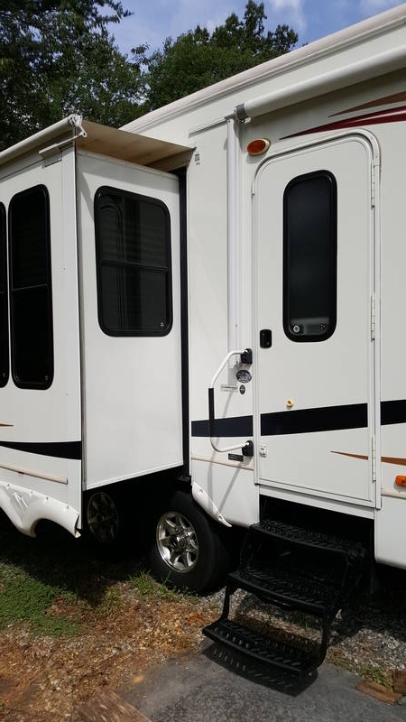 2013 Keystone Montana Mountaineer Hickory 362 RLQ, 5th Wheels RV For ...