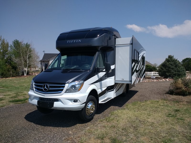 2018 Tiffin Wayfarer 24FW, Class C RV For Sale By Owner in Brighton, Colorado 322905