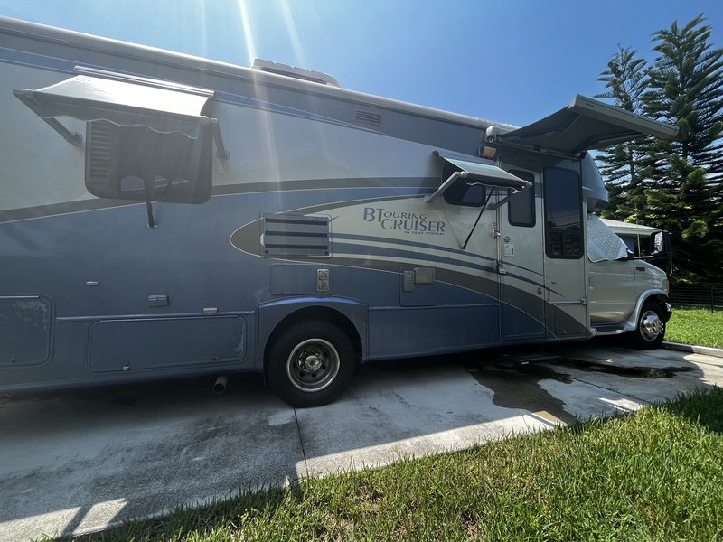 2004 Gulf Stream BT Cruiser 5270, Class C RV For Sale By Owner in Port
