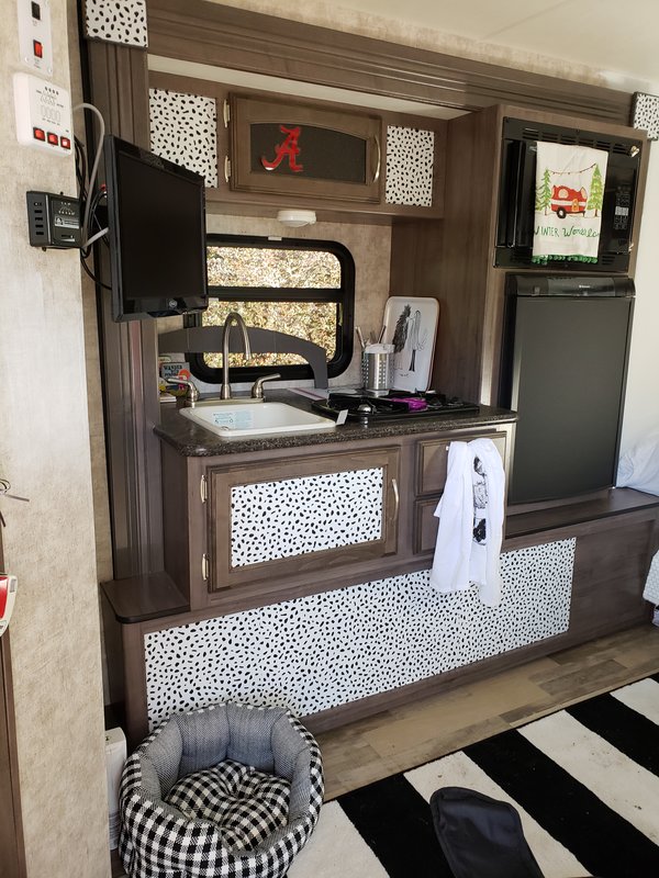 2017 Winnebago Minnie Drop 170S, Travel Trailers RV For Sale By Owner