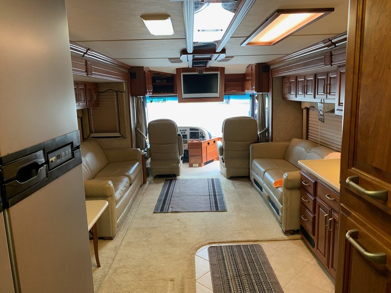 2006 American Coach American Tradition 42R, Class A Diesel RV For