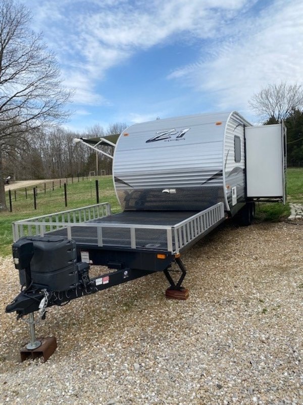 2017 CrossRoads Z1 ZT225TD17, Toy Haulers RV For Sale By Owner in