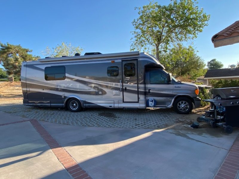 2006 Dynamax Isata 280 E SERIES, Class C RV For Sale By Owner in Llano