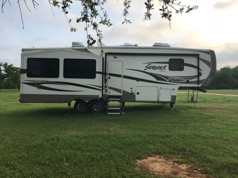 2014 Forest River Cedar Creek Silverback 29IK, 5th Wheels RV For Sale
