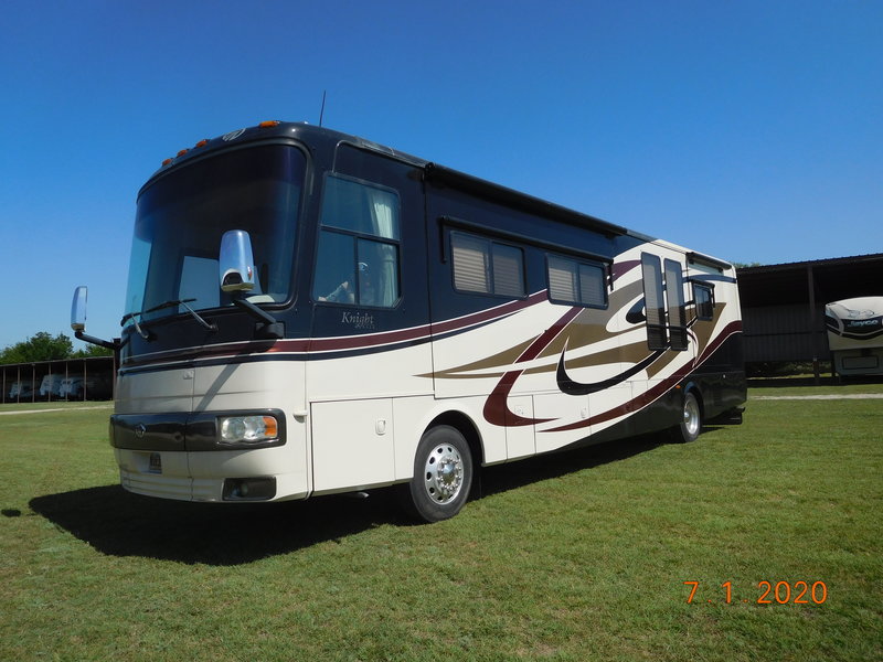 2008 Monaco Knight 40SKQ, Class A Diesel RV For Sale By Owner in