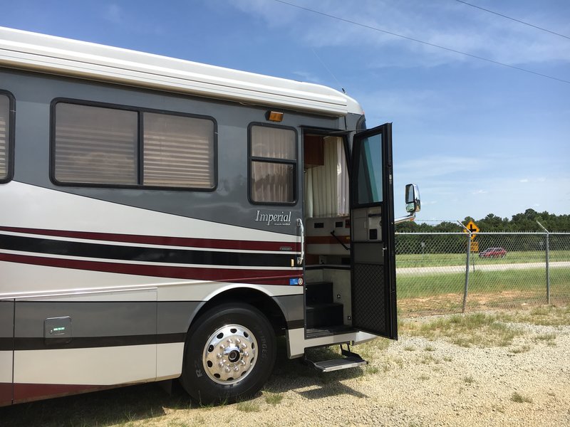 2002 Holiday Rambler Imperial 40PBD, Class A Diesel RV For Sale By