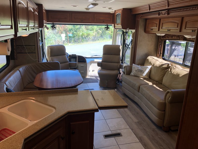 2010 Damon Astoria Pacific 3470, Class A - Diesel RV For Sale By Owner ...