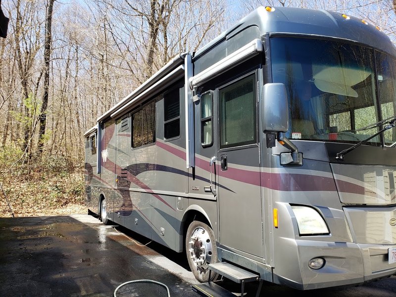 2005 Winnebago Vectra 36RD, Class A Diesel RV For Sale By Owner in