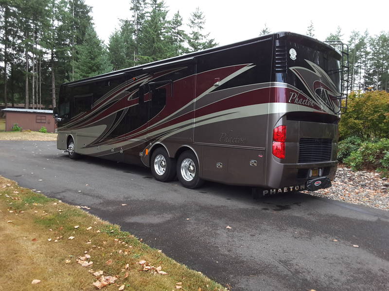 2014 Tiffin Phaeton 42LH, Class A Diesel RV For Sale By Owner in