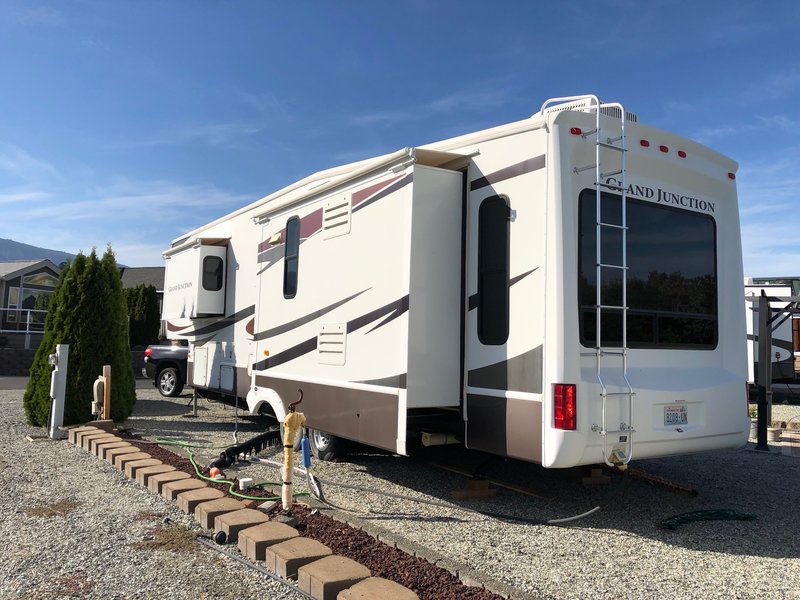 2009 Dutchmen Grand Junction 35TMS, 5th Wheels RV For Sale By Owner in