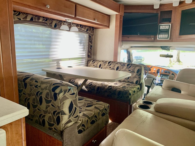 2008 Forest River Lexington GTS 29.5, Class B+ RV For Sale By Owner in