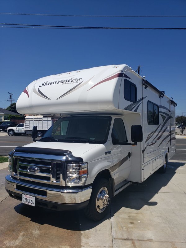 2017 Forest River Sunseeker 2500TS, Class C RV For Sale By Owner in