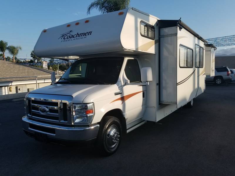 2013 Coachmen Freelander 31DS, Class C RV For Sale in Norco, California