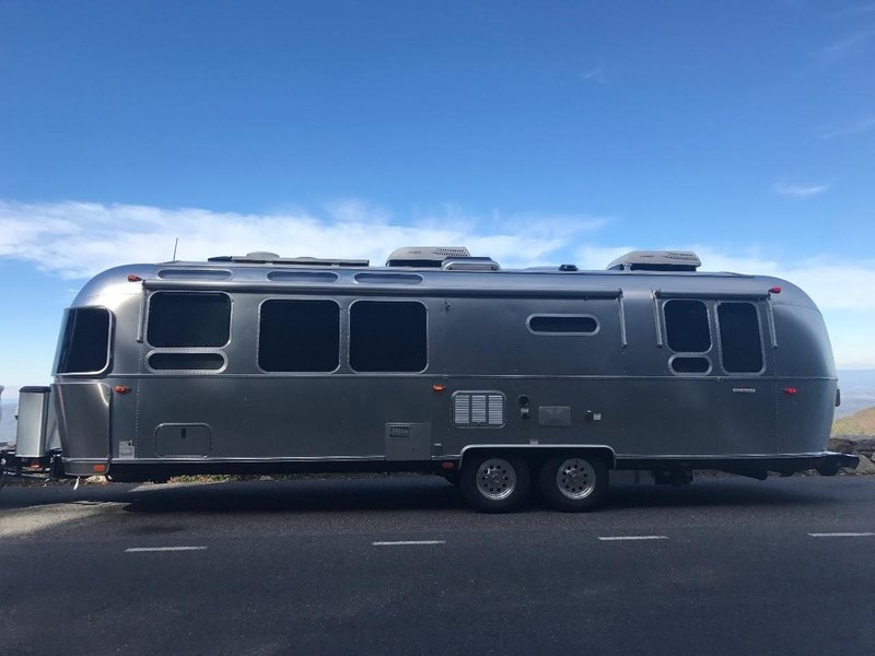 2018 Airstream International Serenity 30RB Queen, Travel Trailers RV