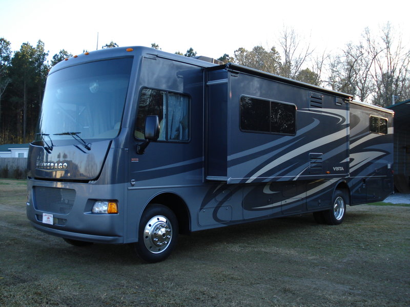 2015 Winnebago Vista 36Y, Class A Gas RV For Sale By Owner in
