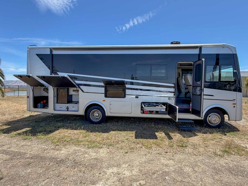 2026 Coachmen Mirada 29FW