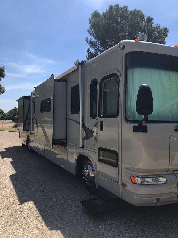 2005 Gulf Stream Crescendo 8408, Class A Diesel RV For Sale By Owner