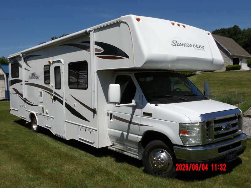 2012 Forest River Sunseeker 3120DS