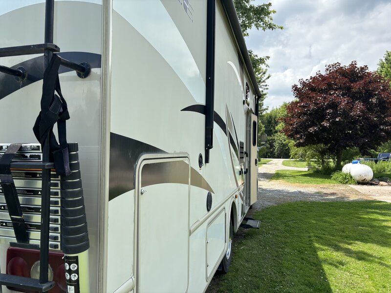 2016 Thor Motor Coach A.C.E. 30.2