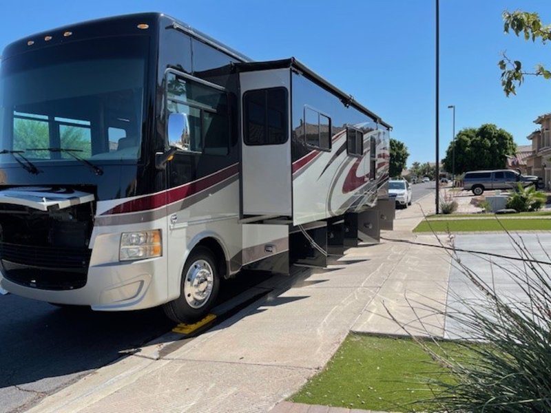 2016 Tiffin Allegro Open Road 36LA, Class A Gas RV For Sale By Owner