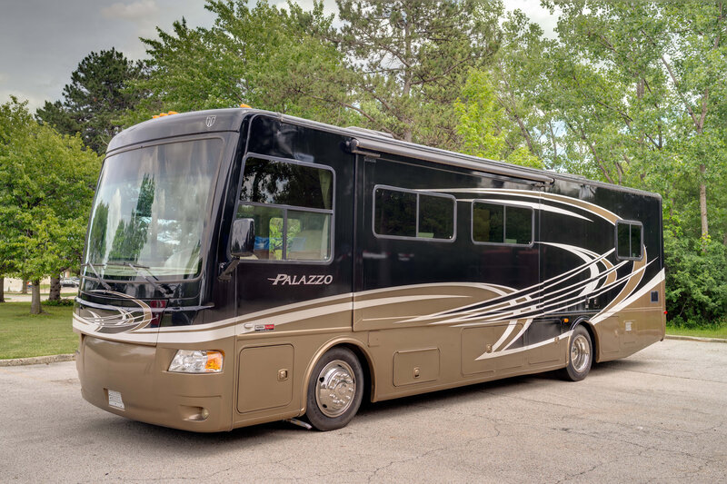 2013 Thor Motor Coach Palazzo 331