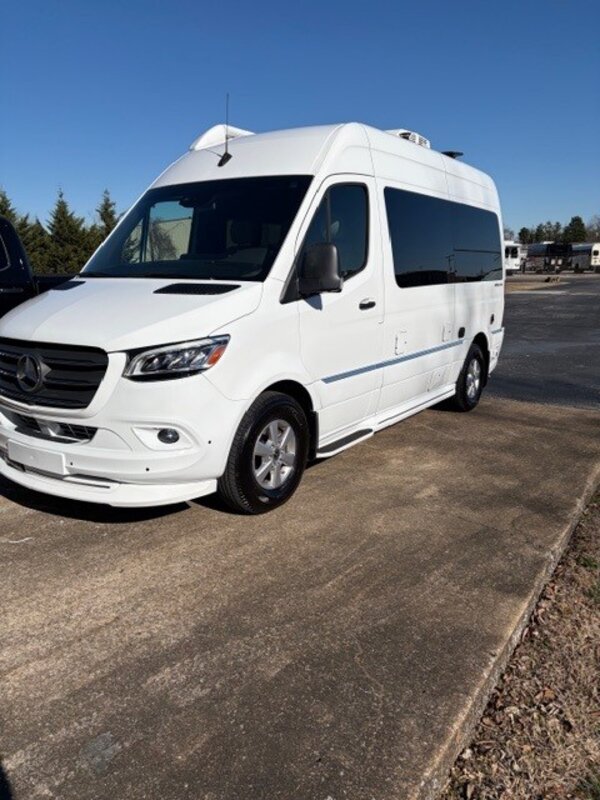 2023 Airstream B-190 Interstate 19